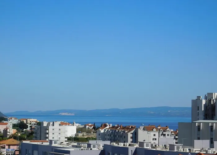 Great View Comfortable Whit Free Parking *