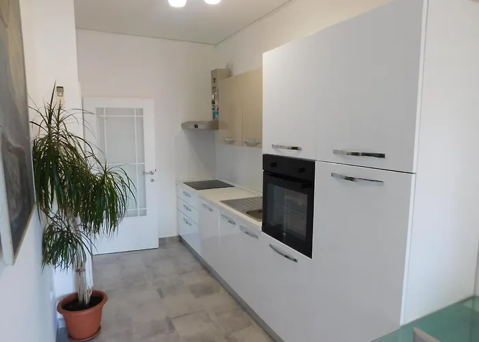 Great View Comfortable Whit Free Parking