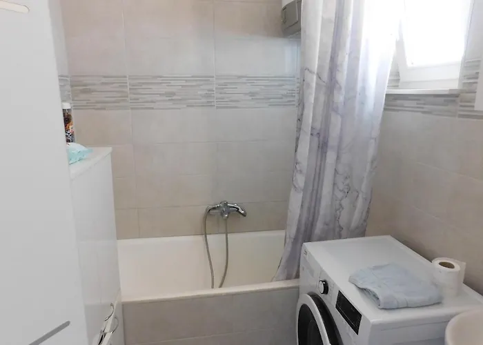 Great View Comfortable Whit Free Parking * Split